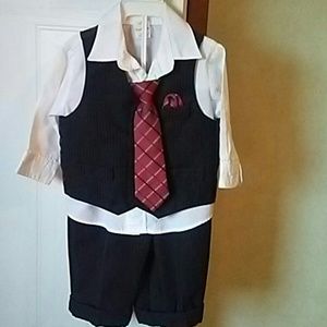 Boys suit set